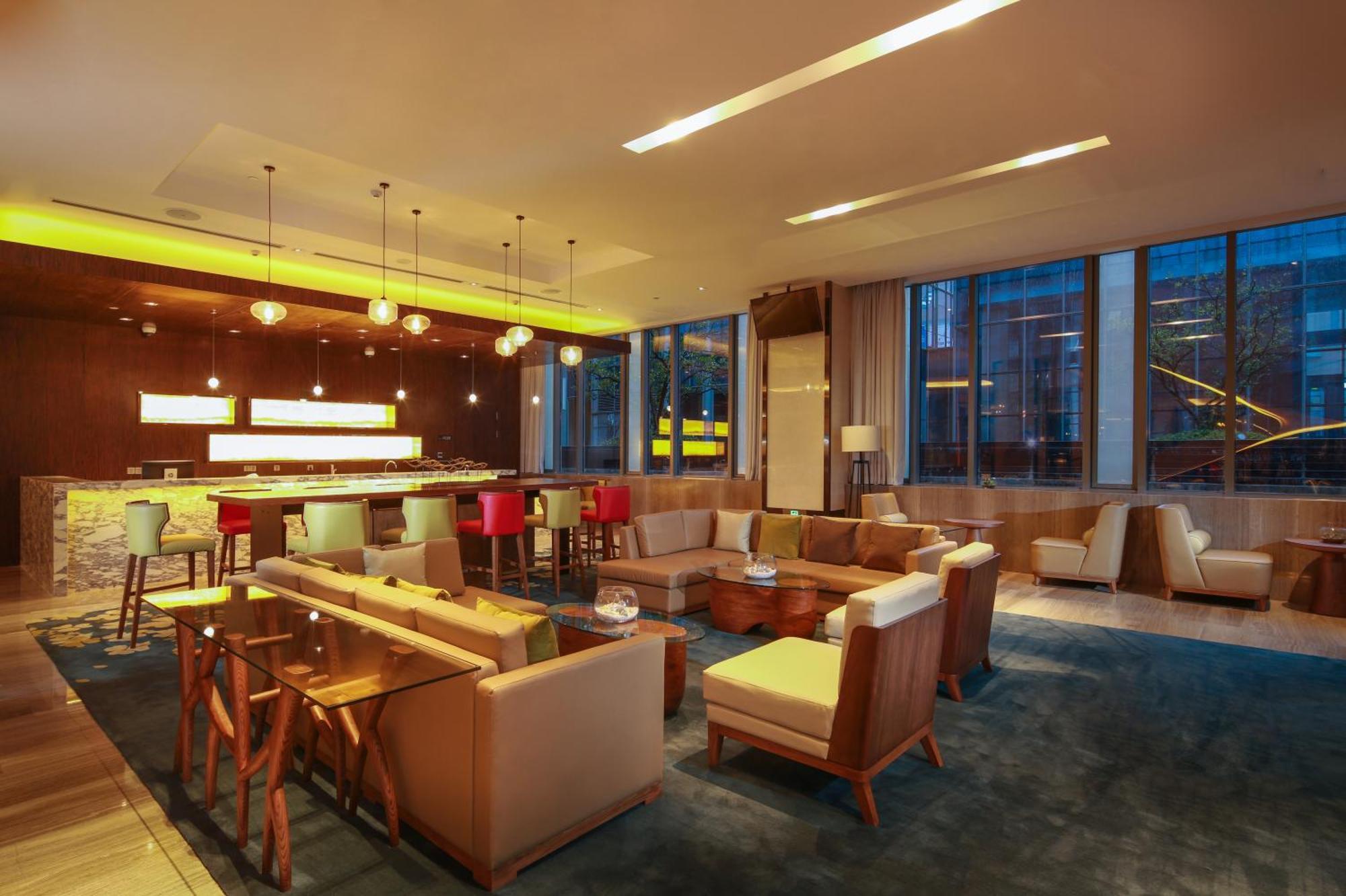 Hilton Garden Inn Ningbo Bagian luar foto