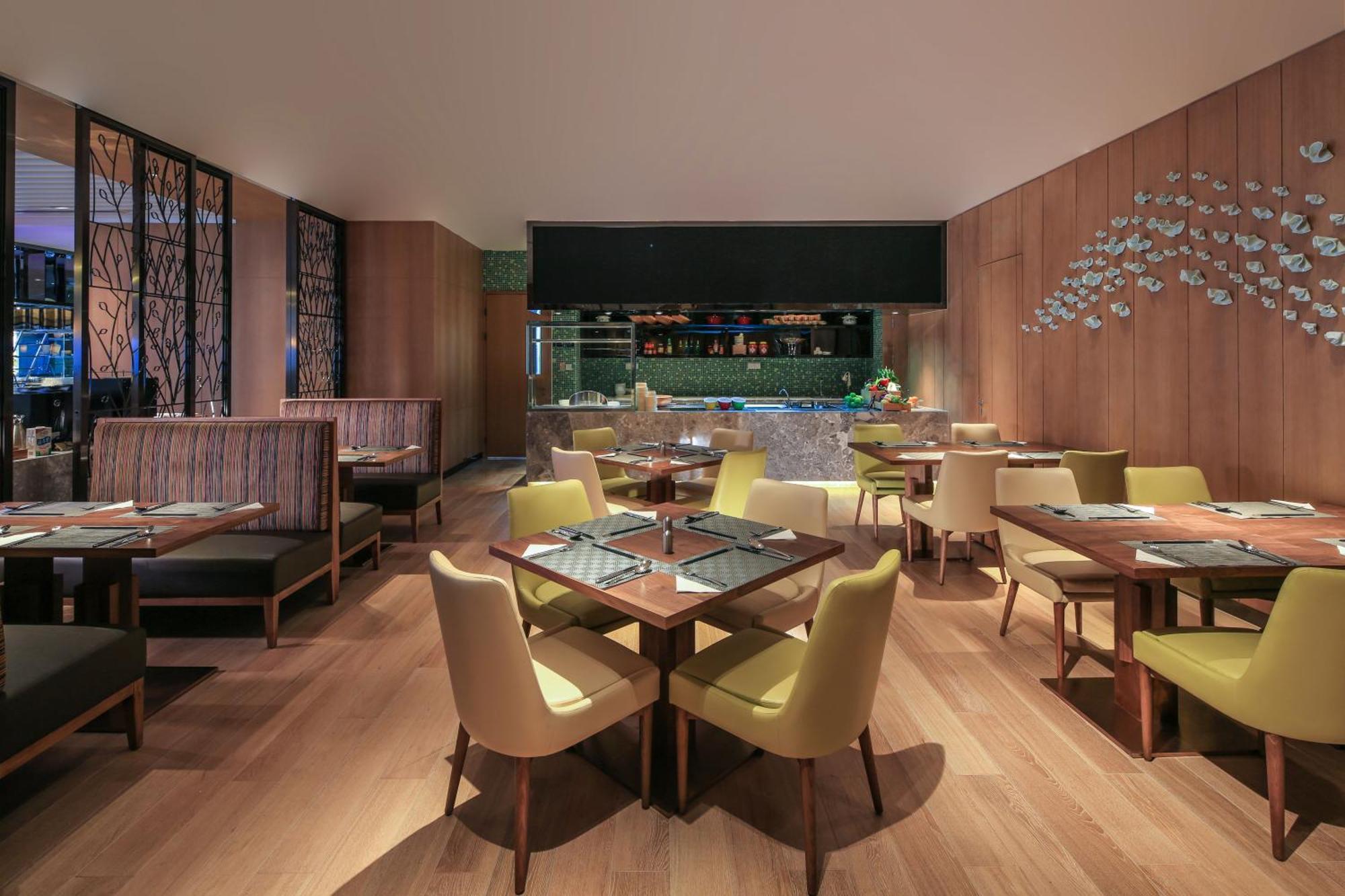 Hilton Garden Inn Ningbo Bagian luar foto