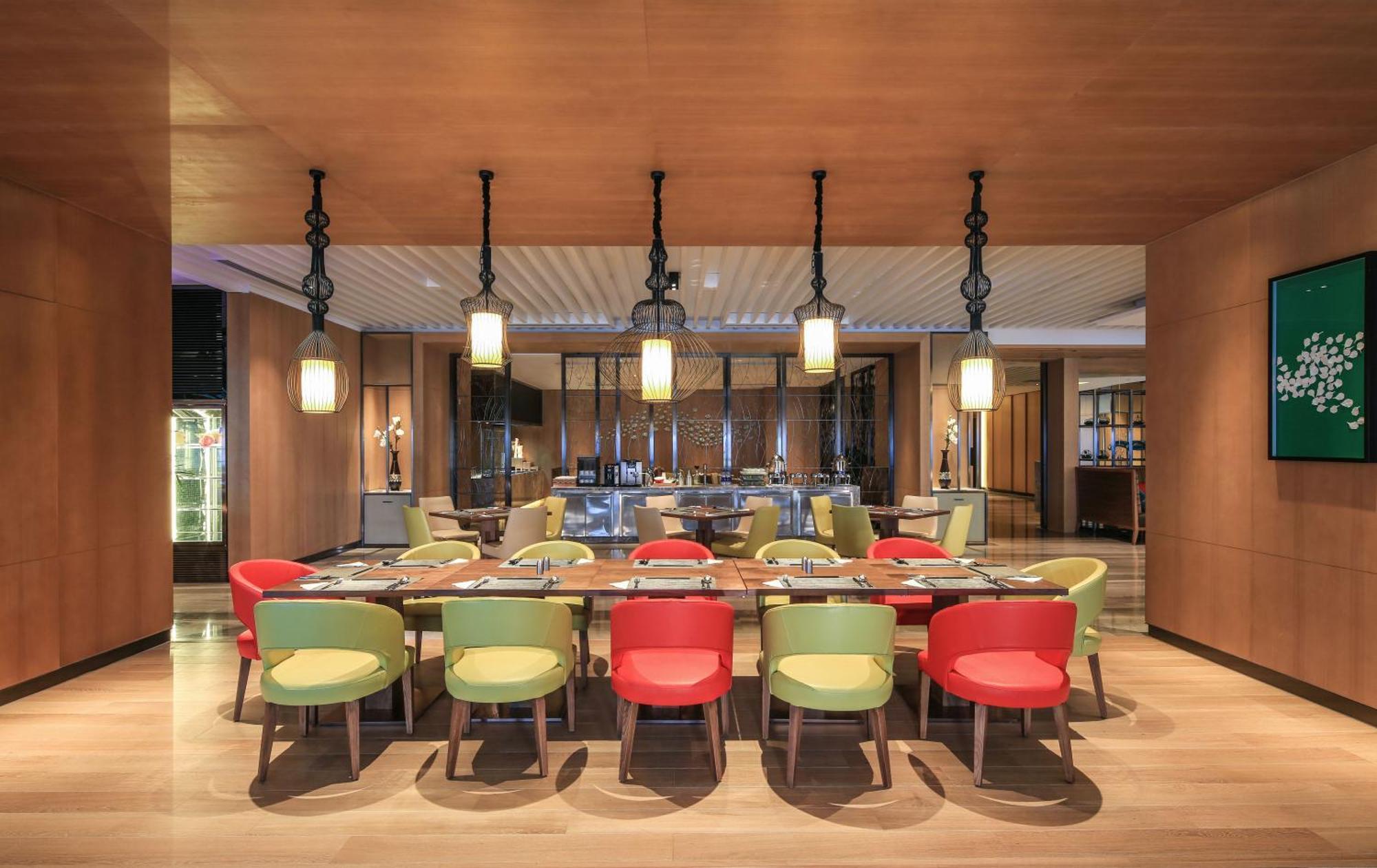 Hilton Garden Inn Ningbo Bagian luar foto