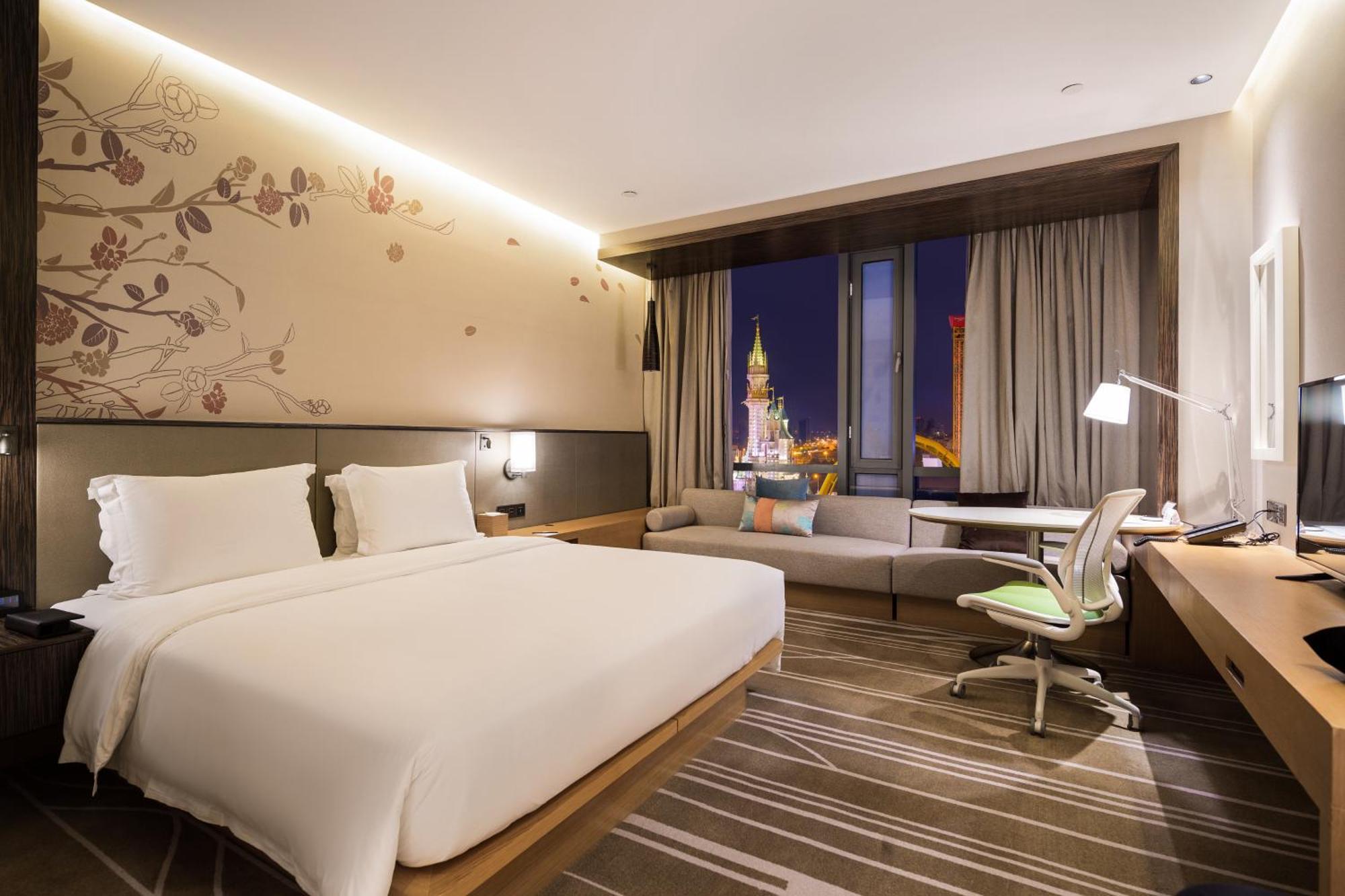 Hilton Garden Inn Ningbo Bagian luar foto